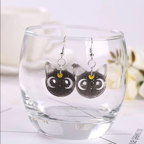 LUNA Resin Black Cat Drop Earrings - Picture 1 of 4